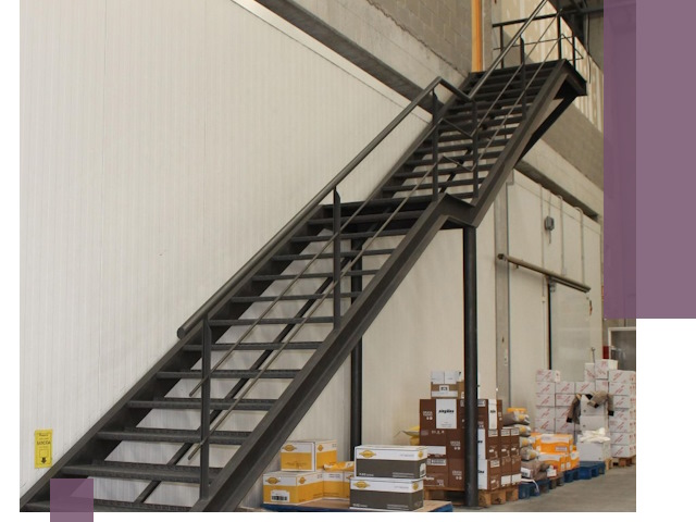 Лестницы для производства в Вологде — изготовление и монтаж