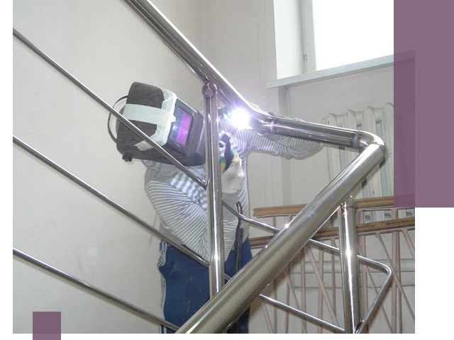 Монтаж перил и ограждений качественно в Вологде