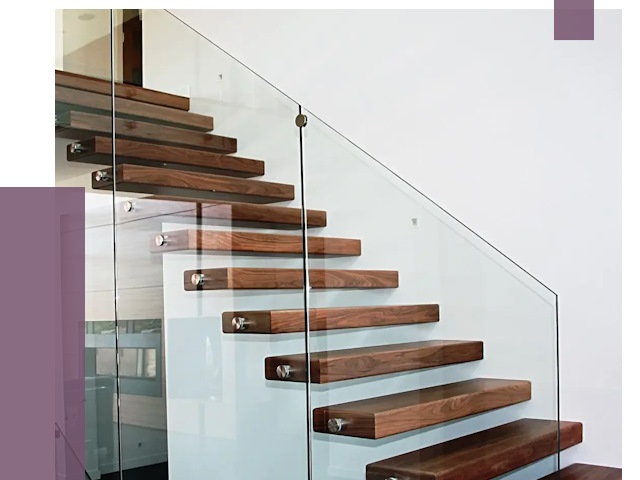 Стеклянные перила для лестницы в Вологде от 14894 руб.