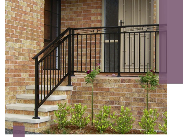 Уличные перила из металла под ключ в Вологде