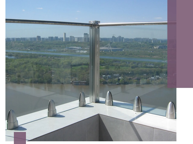 Стеклянные парапеты премиум класса в Вологде для домов и бизнесов