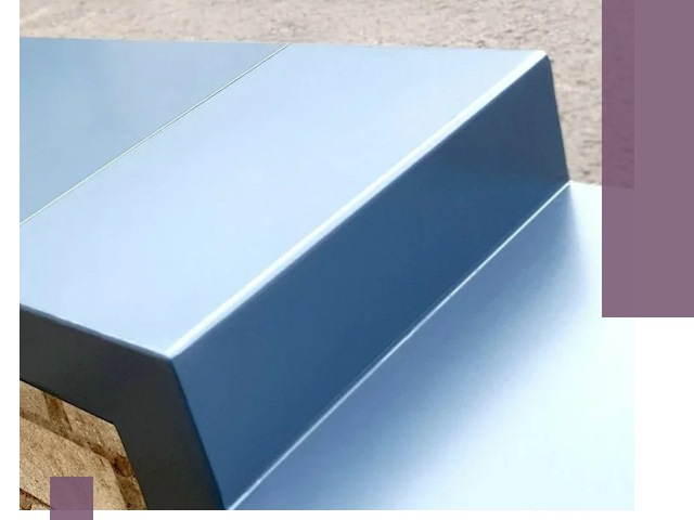 Крышки на парапет в Вологде: изготовление и монтаж под ключ