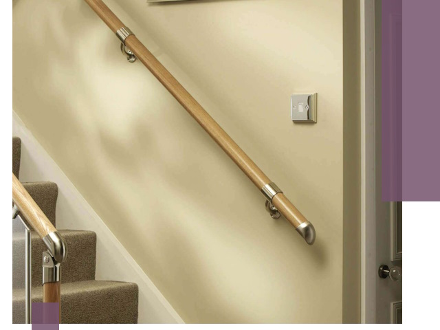 Монтаж пристенных поручней профессионально в Вологде